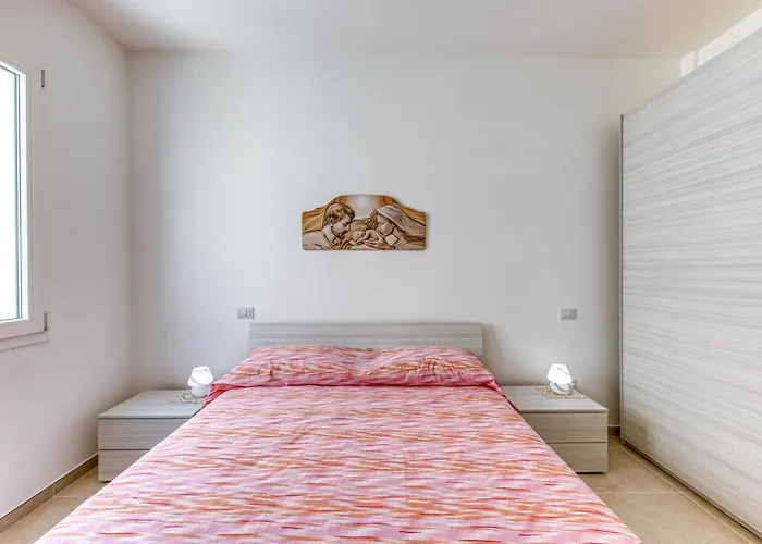 Bilocale 1 토레 산 지오반니 우겐토